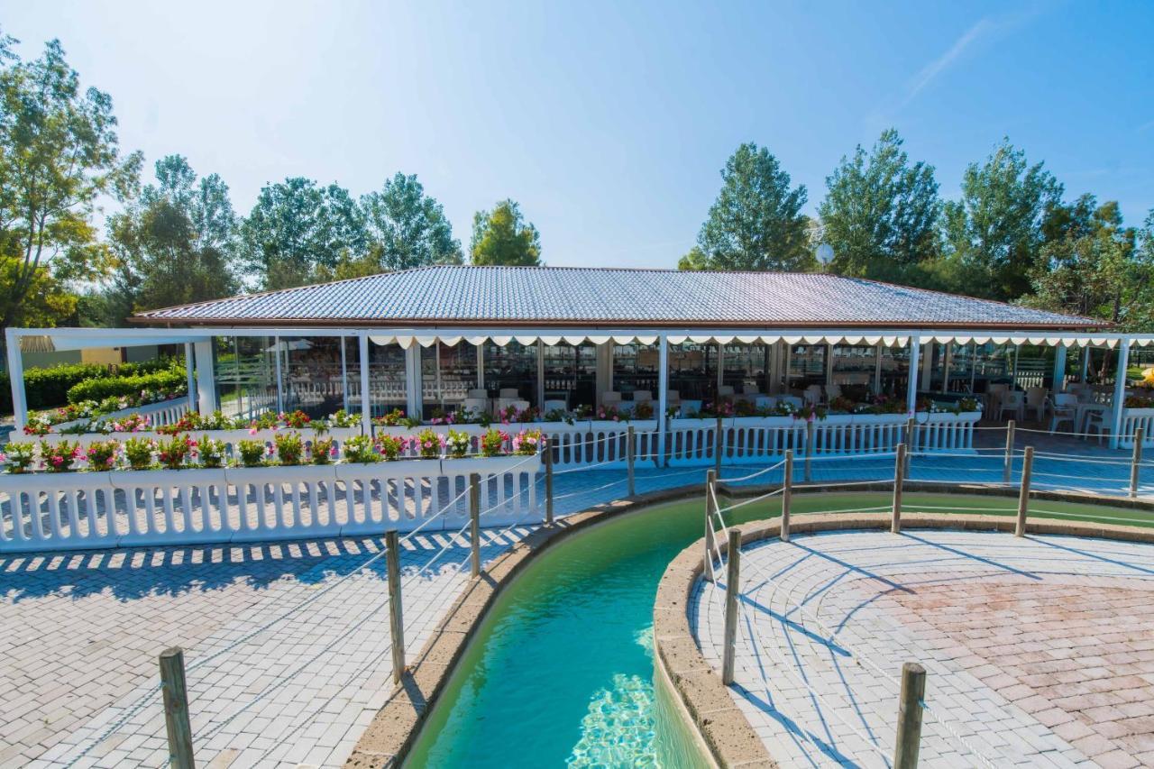 Camping Le Palme Marina Di Bibbona Εξωτερικό φωτογραφία